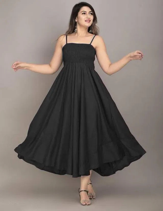 Black Minimal Maxi Dress